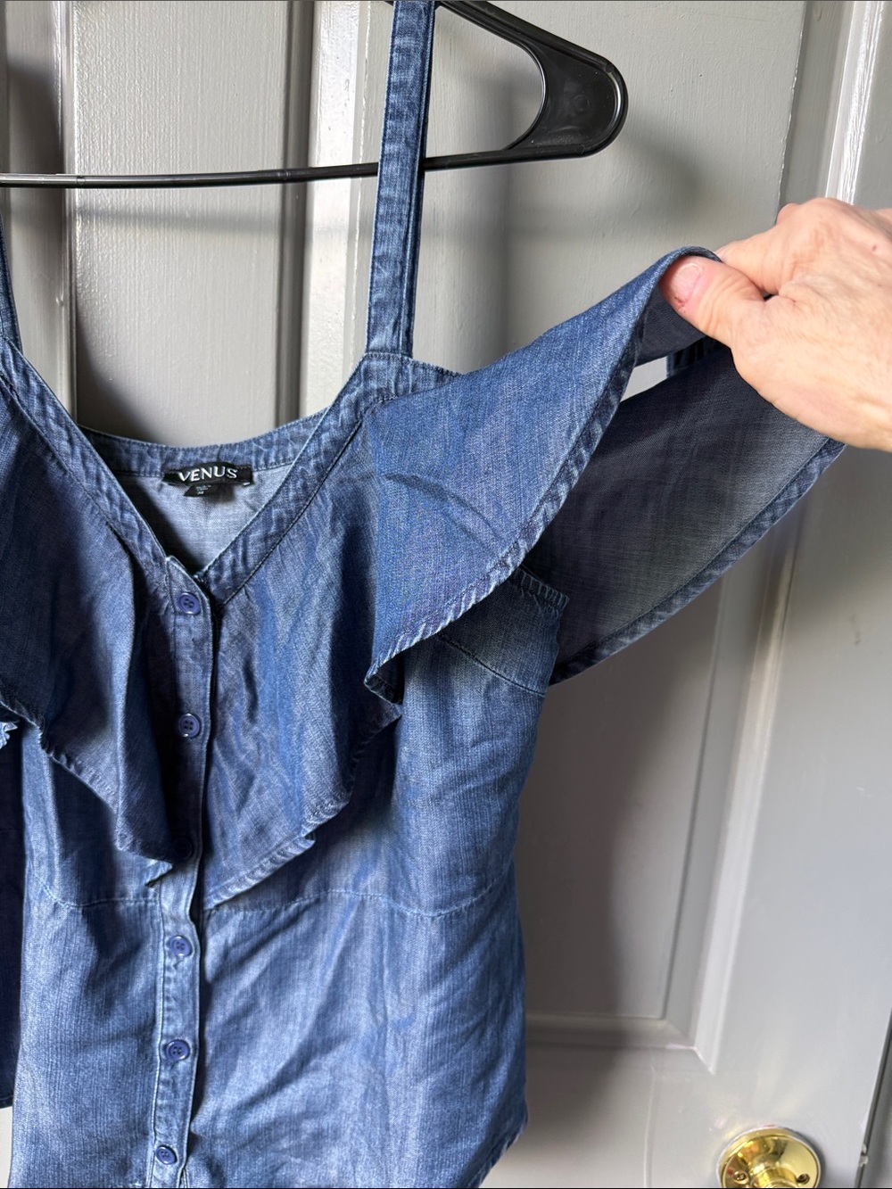 VENUS Light Blue Denim Ruffle Button-Front Cami - Picture 4 of 6